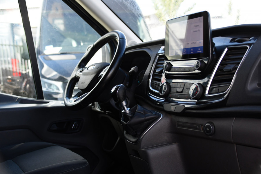 Ford Transit 350 2.0 TDCI L3H2 Limited PB Edition Camera, Cruise, Carplay, Stoelverwarming, 185pk, Trekhaak, Sensoren, LED, NAVI, Uniek!