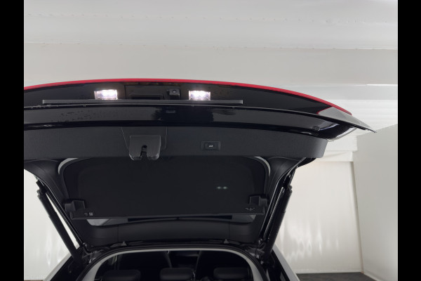 Audi e-tron Sportback 55 quattro Business edition Plus 95 kWh 3-Fase-11kW] {SoH-94%} *PANO | LEATHER | ADAPTIVE-CRUISE | MEMORY-PACK | FULL-LED | DIGI-COCKPIT | KEYLESS | CAMERA | PRIVACY-GLASS | HEATED-COMFORTSEATS | DAB+ | 21''ALU*