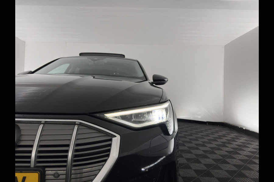 Audi e-tron Sportback 55 quattro Business edition Plus 95 kWh 3-Fase-11kW] {SoH-94%} *PANO | LEATHER | ADAPTIVE-CRUISE | MEMORY-PACK | FULL-LED | DIGI-COCKPIT | KEYLESS | CAMERA | PRIVACY-GLASS | HEATED-COMFORTSEATS | DAB+ | 21''ALU*