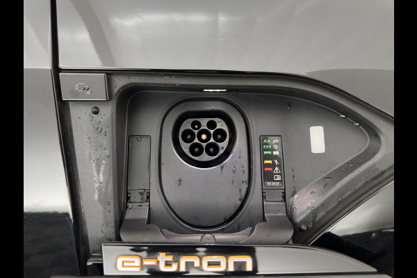 Audi e-tron Sportback 55 quattro Business edition Plus 95 kWh 3-Fase-11kW] {SoH-94%} *PANO | LEATHER | ADAPTIVE-CRUISE | MEMORY-PACK | FULL-LED | DIGI-COCKPIT | KEYLESS | CAMERA | PRIVACY-GLASS | HEATED-COMFORTSEATS | DAB+ | 21''ALU*