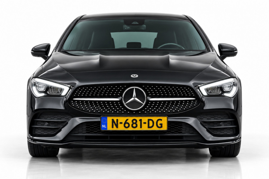 Mercedes-Benz CLA-Klasse Shooting Brake 200 AMG NIGHT | TREKHAAK | SFEERVERLICHTING | APPLE CARPLAY | ANDROID AUTO | NAP