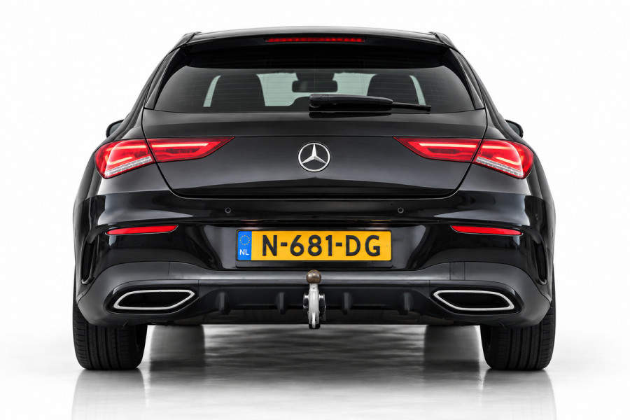 Mercedes-Benz CLA-Klasse Shooting Brake 200 AMG NIGHT | TREKHAAK | SFEERVERLICHTING | APPLE CARPLAY | ANDROID AUTO | NAP