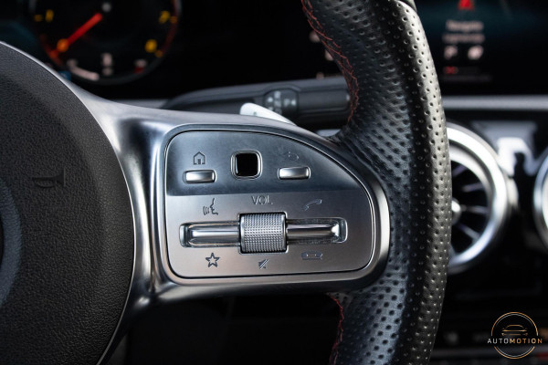 Mercedes-Benz A-Klasse 200 Business Solution AMG PANO CAMERA ACC BURMESTER MEMORY STOELVERWARMING
