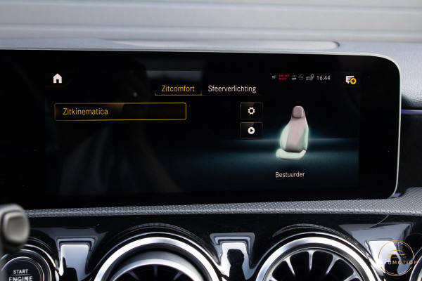 Mercedes-Benz A-Klasse 200 Business Solution AMG PANO CAMERA ACC BURMESTER MEMORY STOELVERWARMING