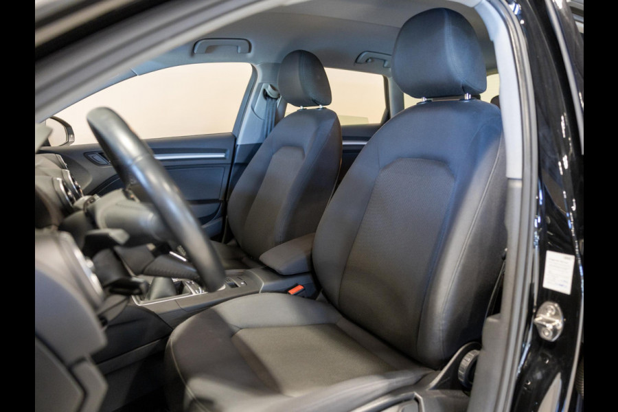 Audi A3 Sportback 30 TFSI Pro Line / 116pk / Trekhaak / NAP / Navigatie /