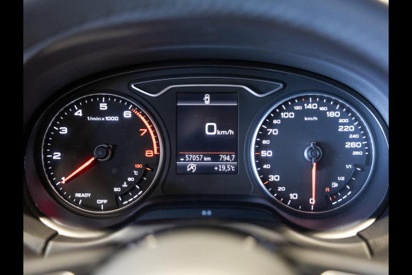 Audi A3 Sportback 30 TFSI Pro Line / 116pk / Trekhaak / NAP / Navigatie /