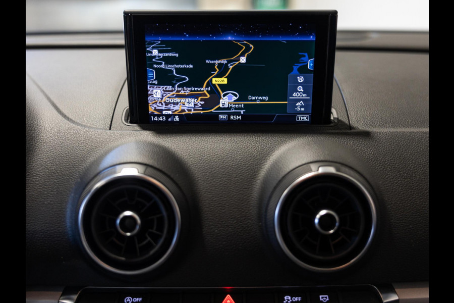 Audi A3 Sportback 30 TFSI Pro Line / 116pk / Trekhaak / NAP / Navigatie /