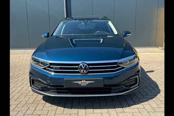 Volkswagen Passat Variant 1.4 TSI PHEV * AUTOMAAT * Panoramadak * Dealer onderhouden *