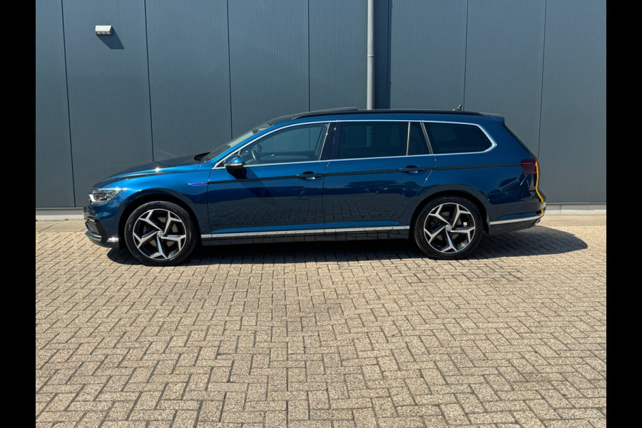 Volkswagen Passat Variant 1.4 TSI PHEV * AUTOMAAT * Panoramadak * Dealer onderhouden *