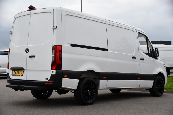 Mercedes-Benz Sprinter 319 V6 3.0 CDI L2H1 PB Edition Adaptieve Cruise, Carplay, Camera, LED, Automaat, Trekhaak, Multimedia, 190pk, Geveerde Stoel, Uniek!