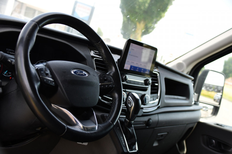 Ford Transit 350 2.0 TDCI L3H2 Limited Black Edition Camera, Cruise, Carplay, 185pk, Xenon, Automaat, Trekhaak, Multimedia, Sensoren, Uniek!