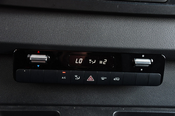 Mercedes-Benz Sprinter 317 1.9 CDI L2H2 RWD AMG Black Edition Camera, Cruise, Carplay, Automaat, 170PK, Multimedia, UNIEK!