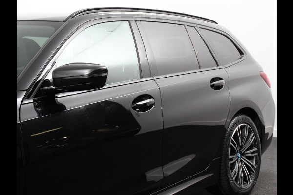 BMW 3 Serie Touring 330e xDrive 292 PK 4WD M Sport Climate Control Stoel Stuurverwarming Full LED 18" Velgen Navigatie Prof Carplay/Android Auto PDC VA Trekhaak Elektrisch Sensatec