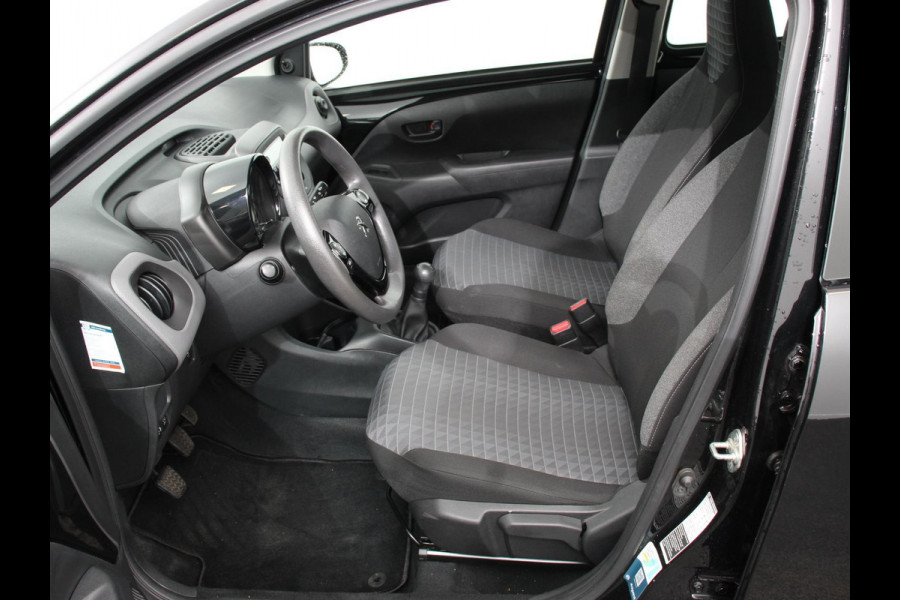 Peugeot 108 1.0 e-VTi Active Airco Bluetooth Led DAB 5 deurs