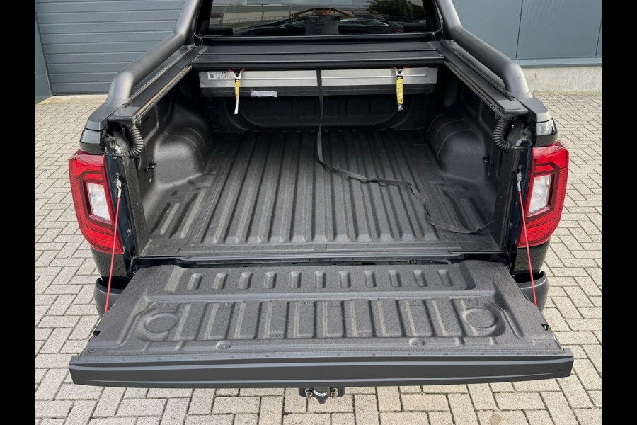 Volkswagen Amarok 2.0 TDI 205pk 4Motion Automaat Double Cab | Trekhaak 3500KG | Camera | Navi | Cruise | CarPlay | 2-ZITS BPM VRIJ