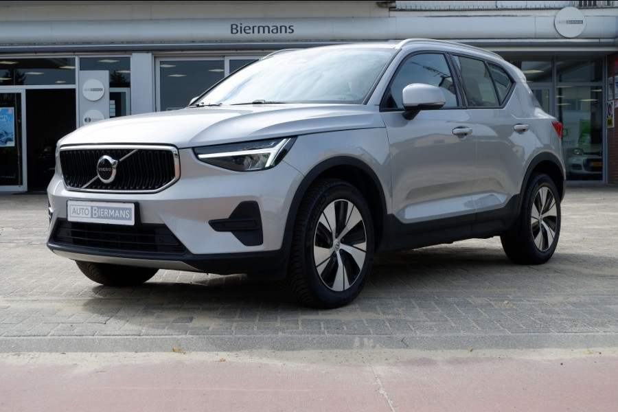 Volvo XC40 2.0 B3 Core Mild-Hybrid / INCL. Fabrieks-garantie / Verkoopklaar