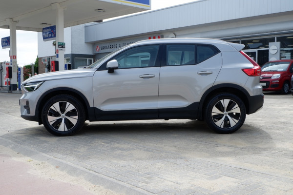 Volvo XC40 2.0 B3 Core Mild-Hybrid / INCL. Fabrieks-garantie / Verkoopklaar