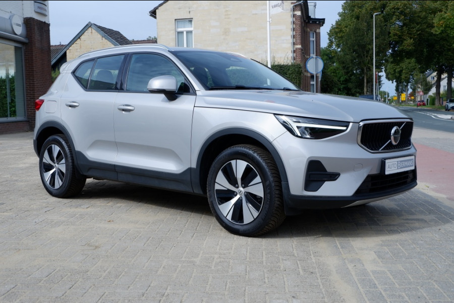 Volvo XC40 2.0 B3 Core Mild-Hybrid / INCL. Fabrieks-garantie / Verkoopklaar