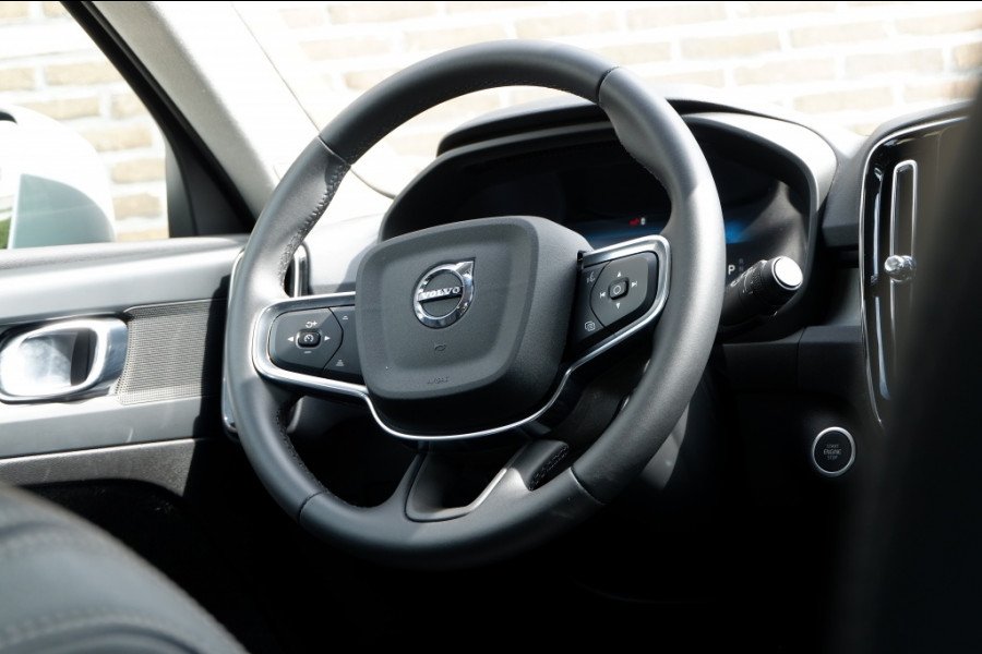 Volvo XC40 2.0 B3 Core Mild-Hybrid / INCL. Fabrieks-garantie / Verkoopklaar