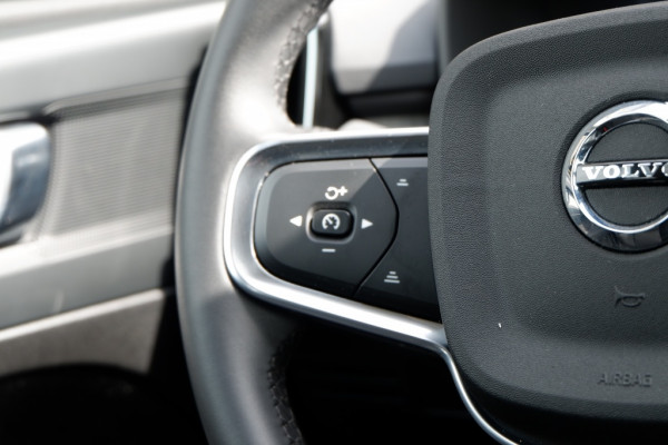Volvo XC40 2.0 B3 Core Mild-Hybrid / INCL. Fabrieks-garantie / Verkoopklaar