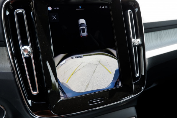 Volvo XC40 2.0 B3 Core Mild-Hybrid / INCL. Fabrieks-garantie / Verkoopklaar