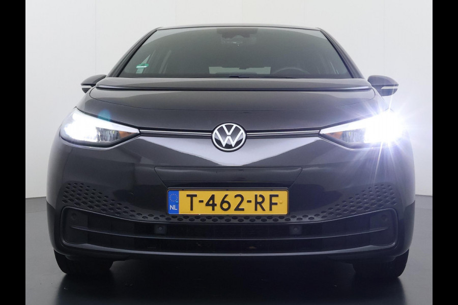 Volkswagen ID.3 Pro Edition Advantage 58 kWh VAN:27.900,- VOOR:25.440,- UW HERFSTVOORDEEL:2.460,-| SOH 88% |25.000 NAP ORIGINEEL NL AUTO | VOLKSWAGEN DEALER ONDERHOUDEN | STOEL + STUURWIELVERWARMING | CAMERA | PDC | ADAPTIVE CRUISE | RIJKLAAR GELEVERD MET 12 MND BOVAG GARANTIE