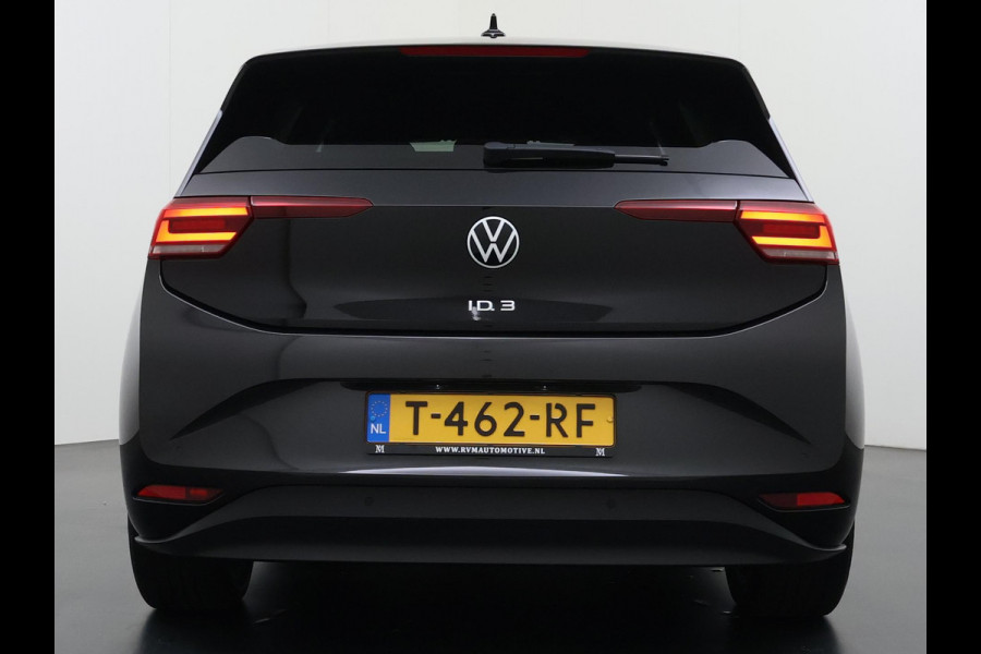 Volkswagen ID.3 Pro Edition Advantage 58 kWh VAN:27.900,- VOOR:25.440,- UW HERFSTVOORDEEL:2.460,-| SOH 88% |25.000 NAP ORIGINEEL NL AUTO | VOLKSWAGEN DEALER ONDERHOUDEN | STOEL + STUURWIELVERWARMING | CAMERA | PDC | ADAPTIVE CRUISE | RIJKLAAR GELEVERD MET 12 MND BOVAG GARANTIE