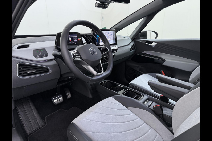Volkswagen ID.3 Pro Edition Advantage 58 kWh VAN:27.900,- VOOR:25.440,- UW HERFSTVOORDEEL:2.460,-| SOH 88% |25.000 NAP ORIGINEEL NL AUTO | VOLKSWAGEN DEALER ONDERHOUDEN | STOEL + STUURWIELVERWARMING | CAMERA | PDC | ADAPTIVE CRUISE | RIJKLAAR GELEVERD MET 12 MND BOVAG GARANTIE