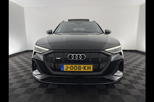 Audi e-tron 55 quattro S edition 95 kWh [3-Fase-11kW] {SoH-92%} (INCL-BTW) *PANO | LEATHER | BANG&OLUFSEN | ADAPTIVE-CRUISE | MEMORY-PACK | FULL-LED | DIGI-COCKPIT | KEYLESS | TOPVIEW | HEATED-SPORTSEATS | DAB+ | AMBIENT-LIGHT | 21''ALU*