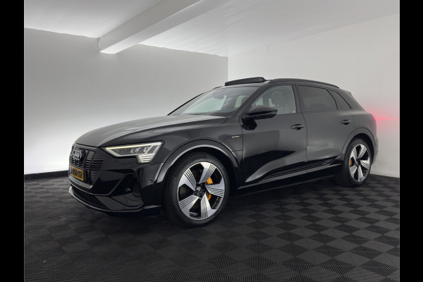 Audi e-tron 55 quattro S edition 95 kWh [3-Fase-11kW] {SoH-92%} (INCL-BTW) *PANO | LEATHER | BANG&OLUFSEN | ADAPTIVE-CRUISE | MEMORY-PACK | FULL-LED | DIGI-COCKPIT | KEYLESS | TOPVIEW | HEATED-SPORTSEATS | DAB+ | AMBIENT-LIGHT | 21''ALU*