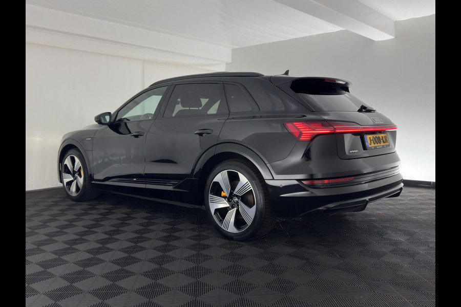 Audi e-tron 55 quattro S edition 95 kWh [3-Fase-11kW] {SoH-92%} (INCL-BTW) *PANO | LEATHER | BANG&OLUFSEN | ADAPTIVE-CRUISE | MEMORY-PACK | FULL-LED | DIGI-COCKPIT | KEYLESS | TOPVIEW | HEATED-SPORTSEATS | DAB+ | AMBIENT-LIGHT | 21''ALU*