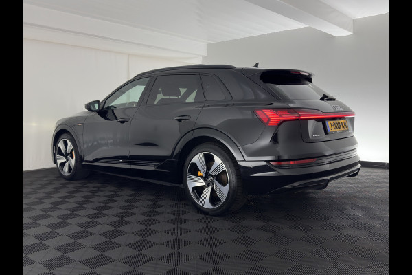 Audi e-tron 55 quattro S edition 95 kWh [3-Fase-11kW] {SoH-92%} (INCL-BTW) *PANO | LEATHER | BANG&OLUFSEN | ADAPTIVE-CRUISE | MEMORY-PACK | FULL-LED | DIGI-COCKPIT | KEYLESS | TOPVIEW | HEATED-SPORTSEATS | DAB+ | AMBIENT-LIGHT | 21''ALU*