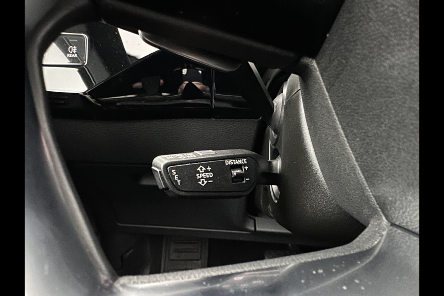 Audi e-tron 55 quattro S edition 95 kWh [3-Fase-11kW] {SoH-92%} (INCL-BTW) *PANO | LEATHER | BANG&OLUFSEN | ADAPTIVE-CRUISE | MEMORY-PACK | FULL-LED | DIGI-COCKPIT | KEYLESS | TOPVIEW | HEATED-SPORTSEATS | DAB+ | AMBIENT-LIGHT | 21''ALU*