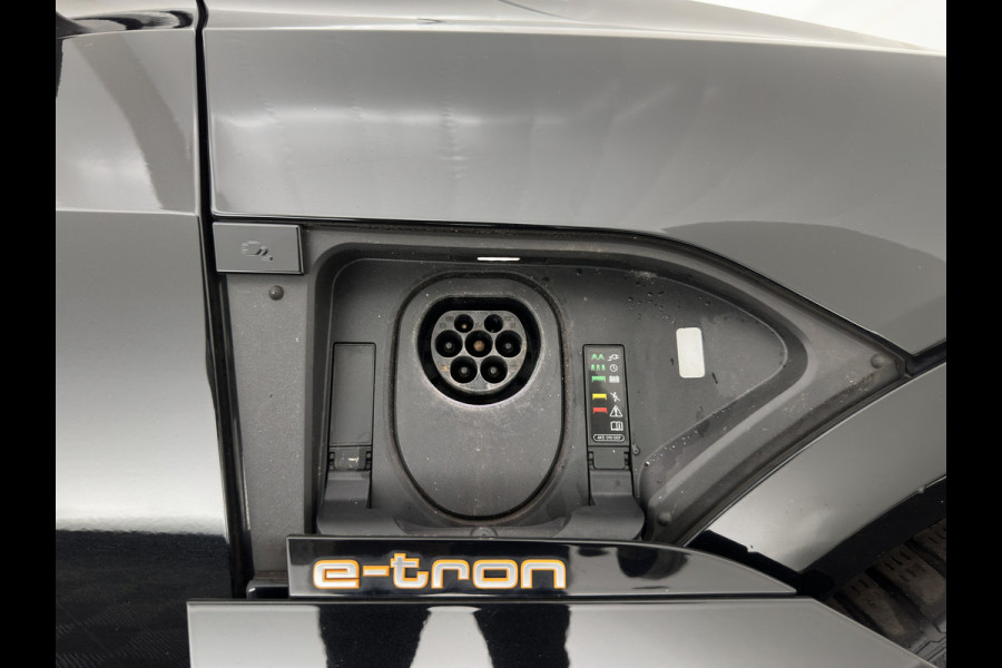 Audi e-tron 55 quattro S edition 95 kWh [3-Fase-11kW] {SoH-92%} (INCL-BTW) *PANO | LEATHER | BANG&OLUFSEN | ADAPTIVE-CRUISE | MEMORY-PACK | FULL-LED | DIGI-COCKPIT | KEYLESS | TOPVIEW | HEATED-SPORTSEATS | DAB+ | AMBIENT-LIGHT | 21''ALU*