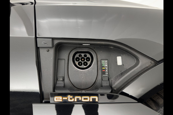 Audi e-tron 55 quattro S edition 95 kWh [3-Fase-11kW] {SoH-92%} (INCL-BTW) *PANO | LEATHER | BANG&OLUFSEN | ADAPTIVE-CRUISE | MEMORY-PACK | FULL-LED | DIGI-COCKPIT | KEYLESS | TOPVIEW | HEATED-SPORTSEATS | DAB+ | AMBIENT-LIGHT | 21''ALU*