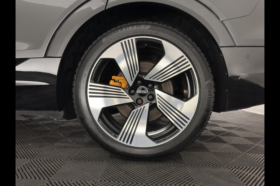Audi e-tron 55 quattro S edition 95 kWh [3-Fase-11kW] {SoH-92%} (INCL-BTW) *PANO | LEATHER | BANG&OLUFSEN | ADAPTIVE-CRUISE | MEMORY-PACK | FULL-LED | DIGI-COCKPIT | KEYLESS | TOPVIEW | HEATED-SPORTSEATS | DAB+ | AMBIENT-LIGHT | 21''ALU*
