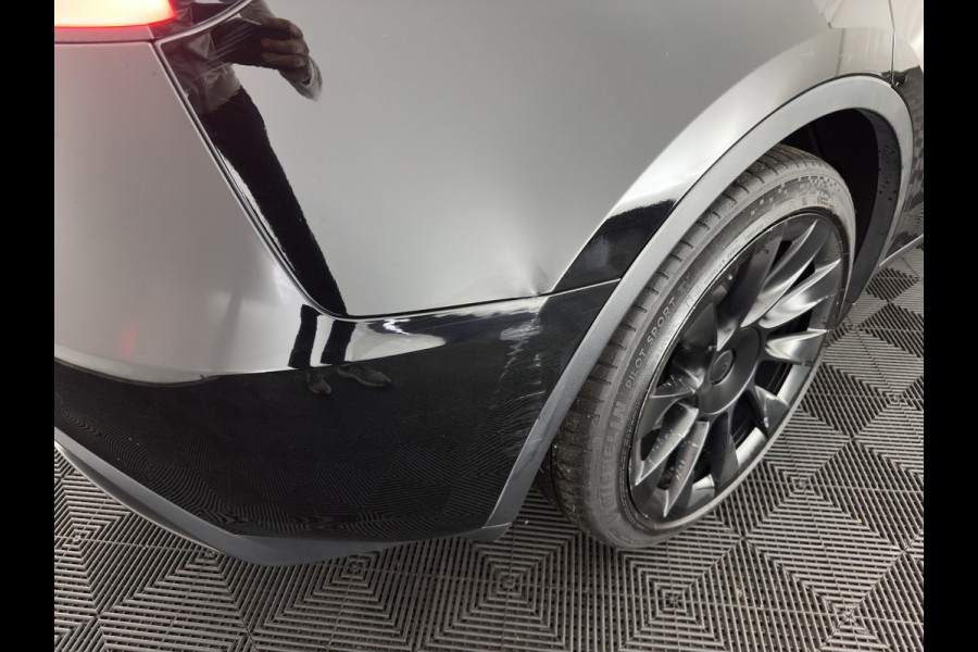 Tesla Model Y RWD 58 kWh [3-Fase-11kW] {SoH-89%} (INCL-BTW) Aut. *PANO | AUTO-PILOT | LEATHER | NAVI-FULLMAP | MATRIX-LED | KEYLESS | CAMERA | DAB+ | HEATED-COMFORTSEATS | PRIVACYGLASS | TOPVIEW | TOWBAR | 20''ALU*