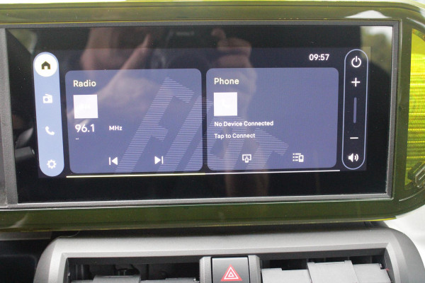 Fiat Grande Panda RED 113PK 11 kW 44 kWh | 3-FASE | APPLE CARPLAY/ANDROID AUTO | CRUISE CONTROL | AIRCO | PARKEERSENSOREN ACHTER | LED KOPLAMPEN | SPORTIEVE VELGEN 16" | DAB+ RADIO | DIGITAAL DASHBOARD | ELEKTRISCHE RAMEN VOOR / ACHTER |