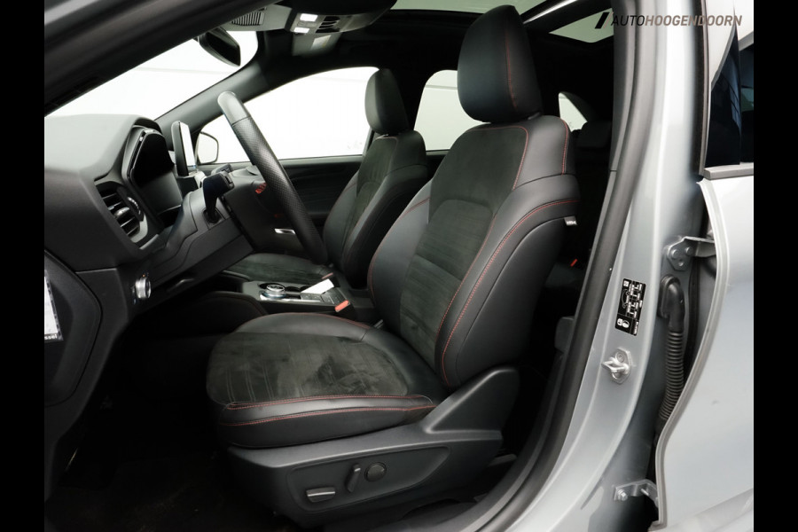 Ford Kuga 2.5 PHEV ST-Line X (APPLE CARPLAY,TREKHAAK,PANORAMADAK,B&O,STUUR-STOELVERWARMING,ELEKTRISCHE STOELEN,ACHTERUITRIJCAMERA)