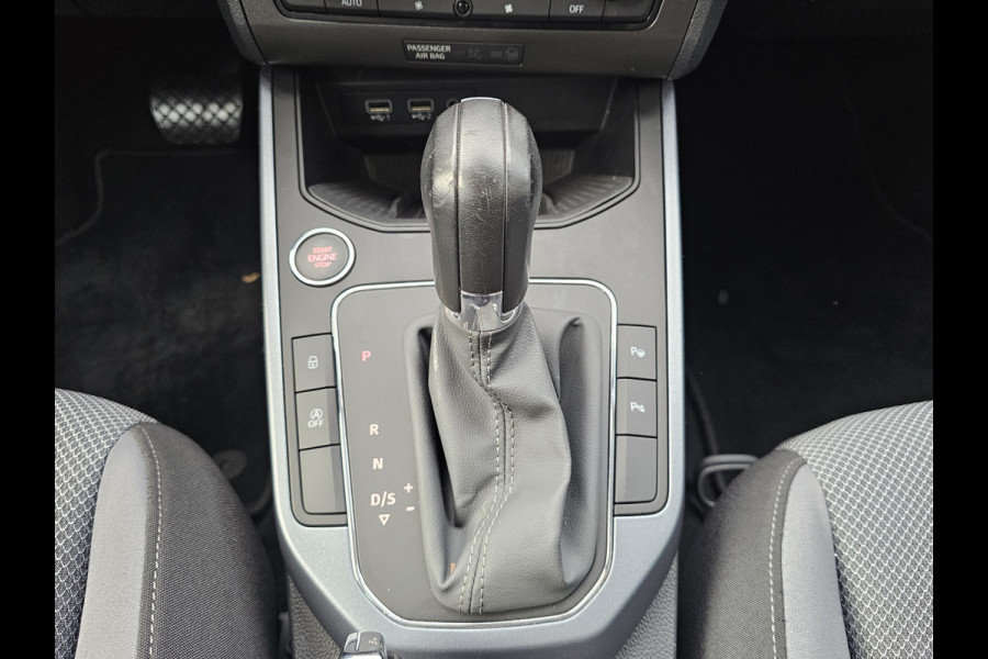 Seat Arona 1.0 TSI Style Business Intense | Automaat | LED | Trekhaak | Climatronic | Keyless | PDC | Full Link |