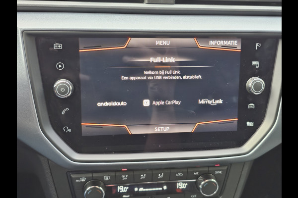 Seat Arona 1.0 TSI Style Business Intense | Automaat | LED | Trekhaak | Climatronic | Keyless | PDC | Full Link |