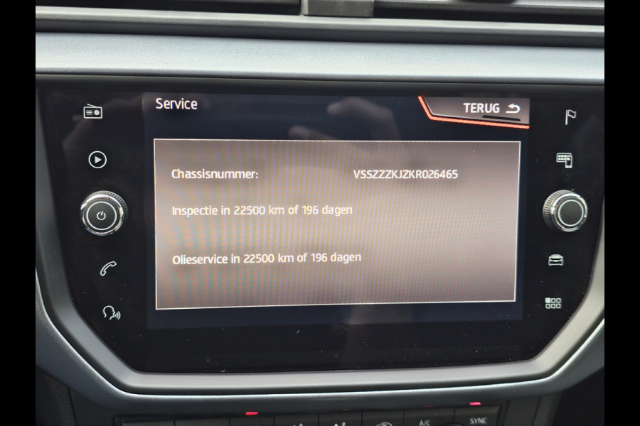 Seat Arona 1.0 TSI Style Business Intense | Automaat | LED | Trekhaak | Climatronic | Keyless | PDC | Full Link |