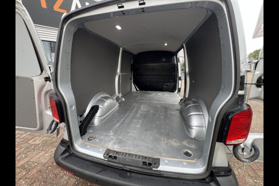 Volkswagen Transporter 2.0 TDI L2H1 30 Aut./ 2x Schuifdeur/Standkachel