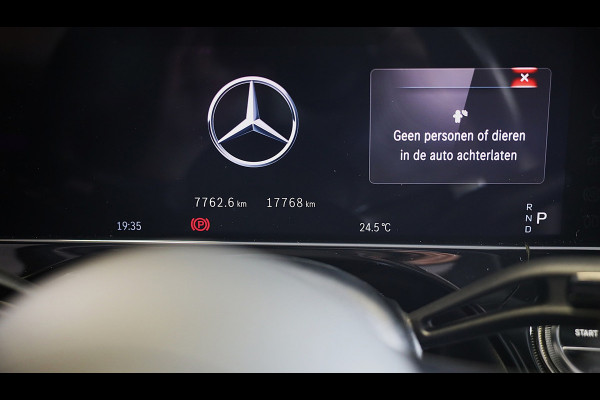 Mercedes-Benz E-Klasse 300 e AMG 53 Look / Head Up / Luchtvering / Burmester 4D / HYPERSCREEN / Acc / Memory / Open Pano / 20 Inch