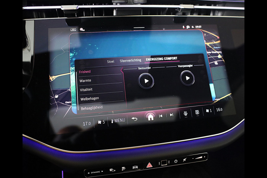 Mercedes-Benz E-Klasse 300 e AMG 53 Look / Head Up / Luchtvering / Burmester 4D / HYPERSCREEN / Acc / Memory / Open Pano / 20 Inch
