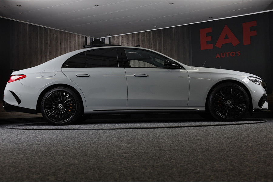 Mercedes-Benz E-Klasse 300 e AMG 53 Look / Head Up / Luchtvering / Burmester 4D / HYPERSCREEN / Acc / Memory / Open Pano / 20 Inch