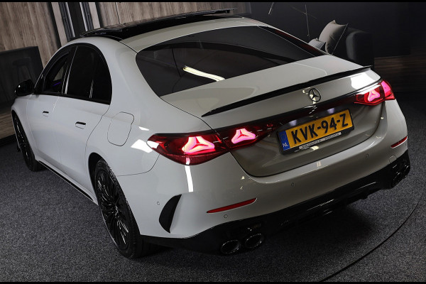 Mercedes-Benz E-Klasse 300 e AMG 53 Look / Head Up / Luchtvering / Burmester 4D / HYPERSCREEN / Acc / Memory / Open Pano / 20 Inch