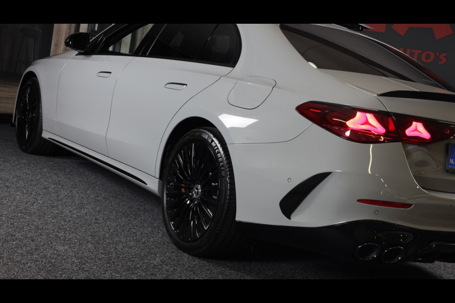 Mercedes-Benz E-Klasse 300 e AMG 53 Look / Head Up / Luchtvering / Burmester 4D / HYPERSCREEN / Acc / Memory / Open Pano / 20 Inch