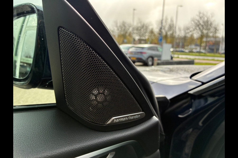 BMW i4 eDrive35 High Executive 70 kWh / Trekhaak / Schuifdak / 360Camera / Head-up / Harman Kardon / Leder / 19'' / Keyless / Sfeerverlichting / Stuur+Stoelverwarming / Dodehoek / DAB / ACC