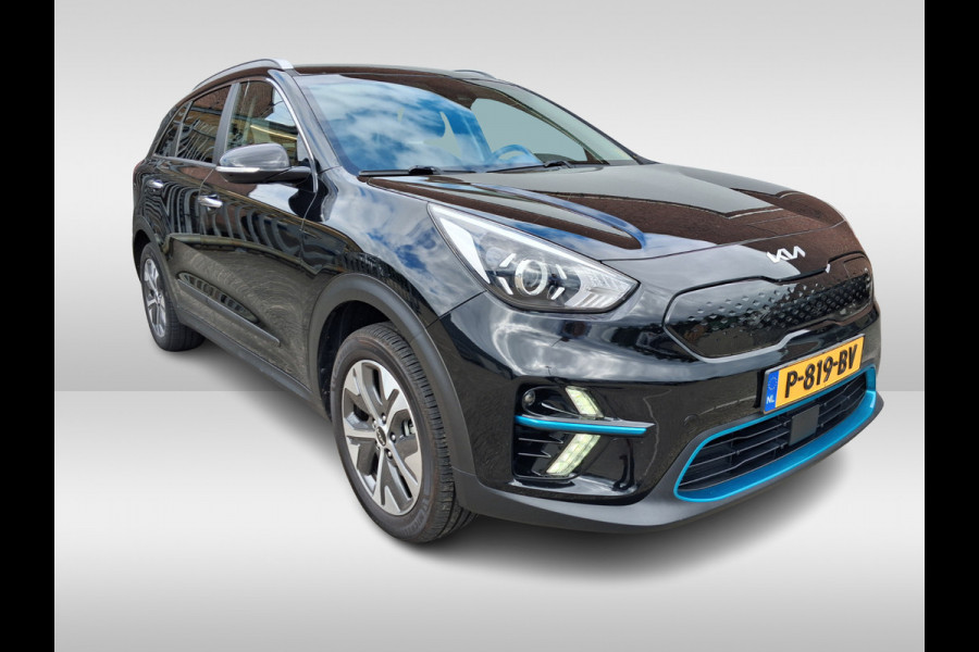 Kia e-Niro Edition 64 kWh / Camera / CarPlay / Keyless / Half leder / 17'' / Stuur+Stoelverwarming / DAB / ACC
